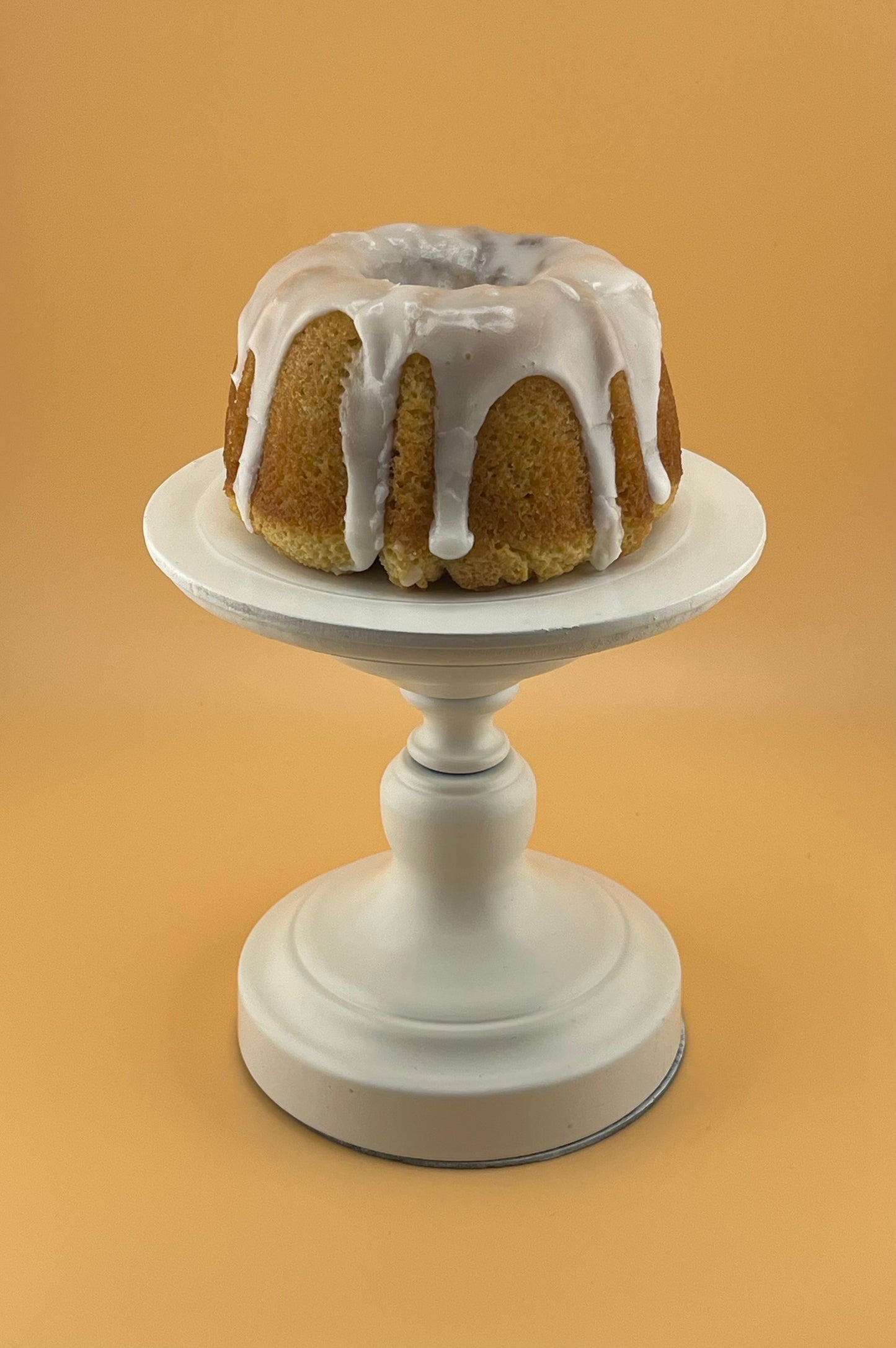 "Sock It To Me" Mini-Bundts (6 count)